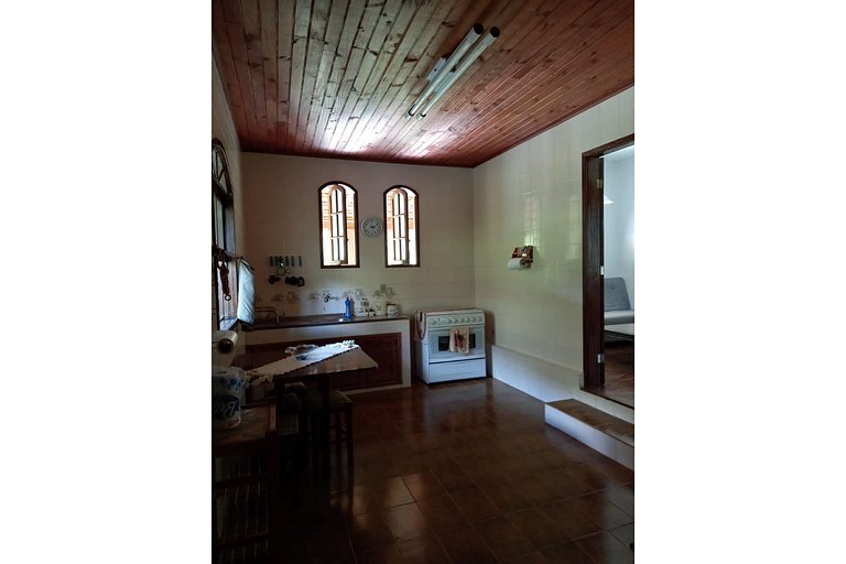 Cozy Farmhouse with Pool in Bom Jardim