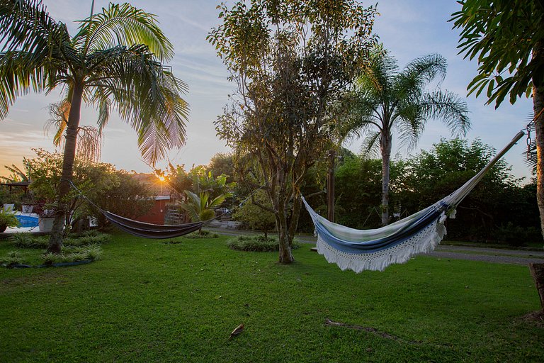 Casa com piscina em Floripa - 15 min Jurerê