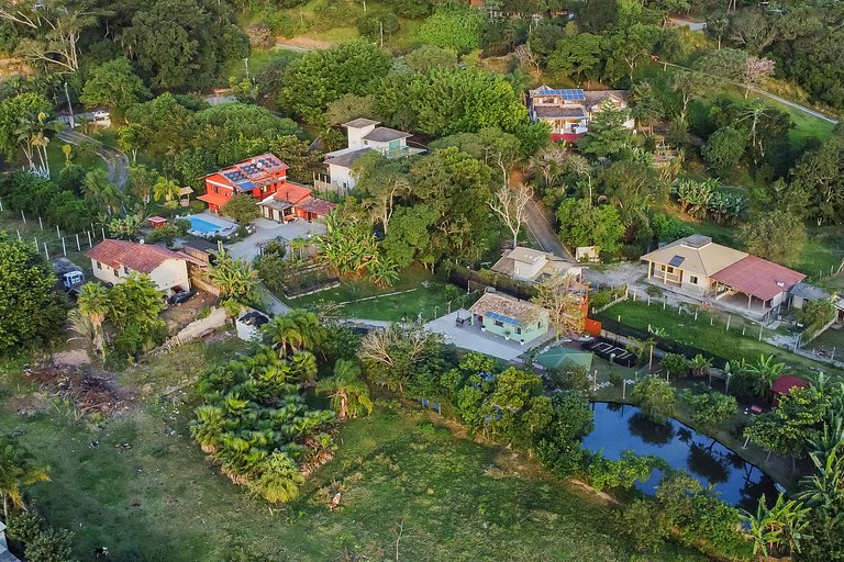 House with Pool in Floripa – 15 min from Jurerê