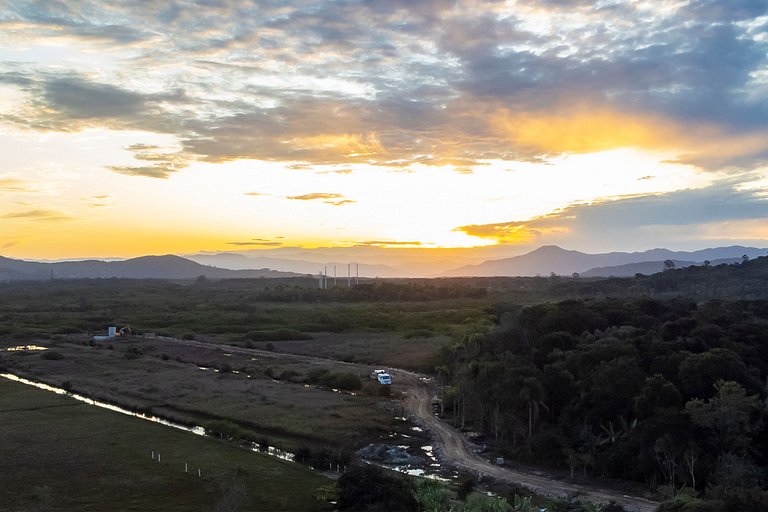 House with Pool in Floripa – 15 min from Jurerê