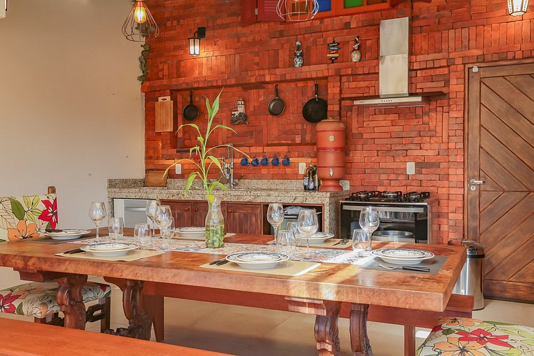 House with Pool in Floripa – 15 min from Jurerê