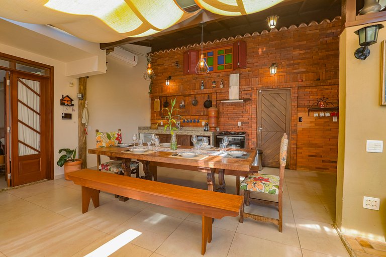 House with Pool in Floripa – 15 min from Jurerê