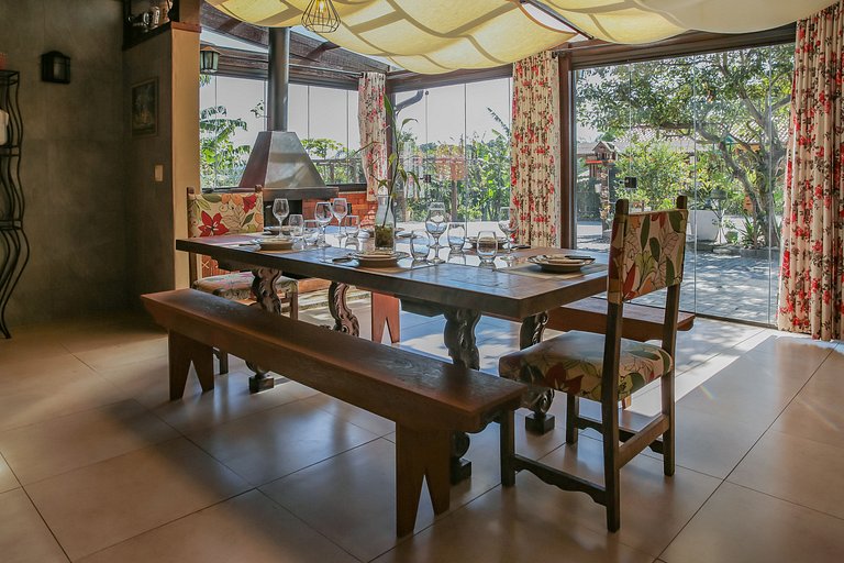 Casa com piscina em Floripa - 15 min Jurerê