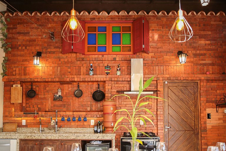 House with Pool in Floripa – 15 min from Jurerê