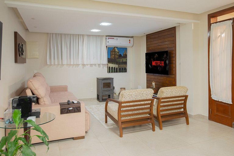 Casa com piscina em Floripa - 15 min Jurerê