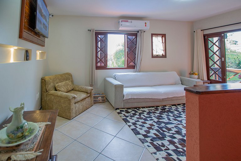 House with Pool in Floripa – 15 min from Jurerê