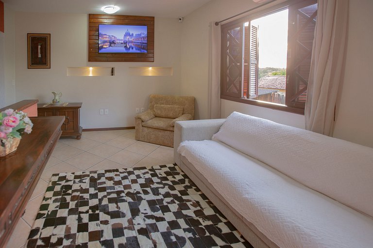 Casa com piscina em Floripa - 15 min Jurerê