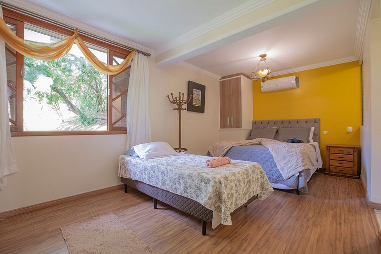 Casa com piscina em Floripa - 15 min Jurerê