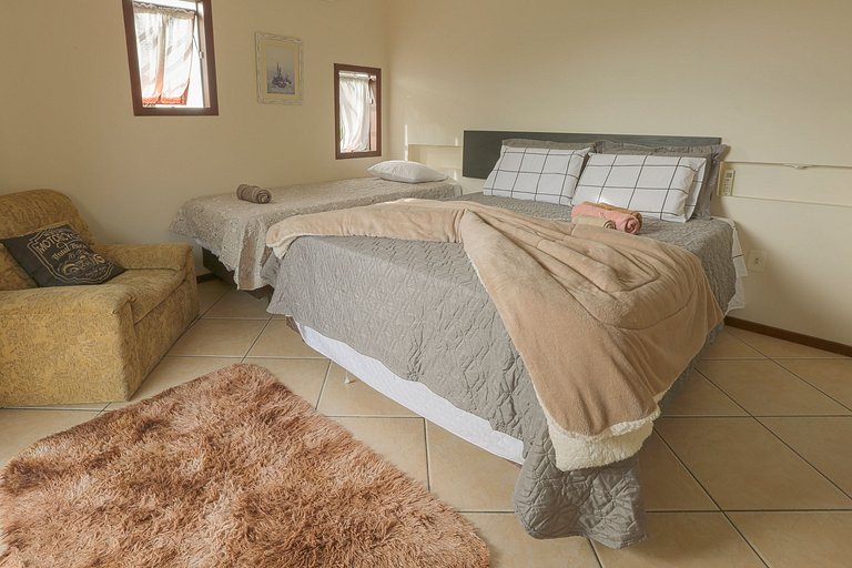 Casa com piscina em Floripa - 15 min Jurerê