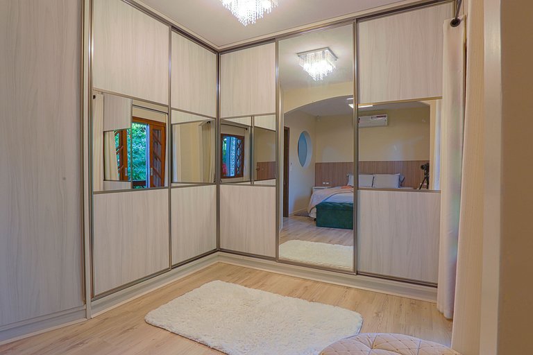 Casa com piscina em Floripa - 15 min Jurerê