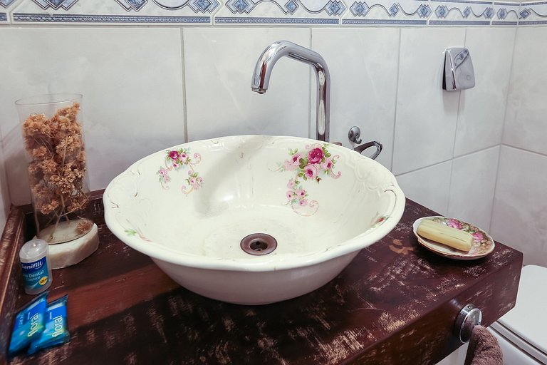 House with Pool in Floripa – 15 min from Jurerê