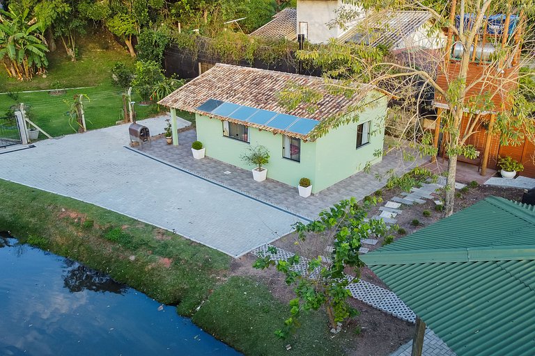 Casa com piscina em Floripa - 15 min Jurerê