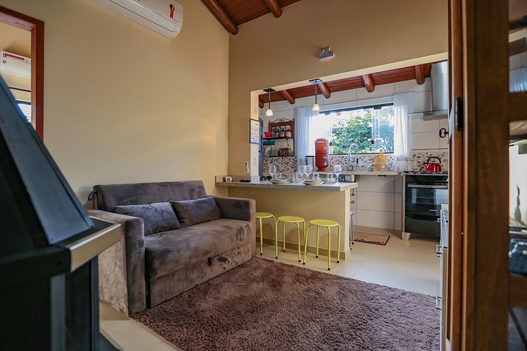 House with Pool in Floripa – 15 min from Jurerê