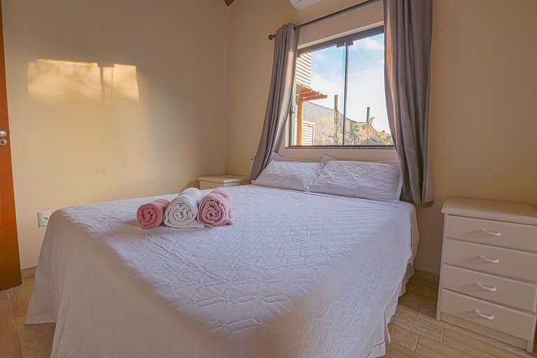 Casa com piscina em Floripa - 15 min Jurerê