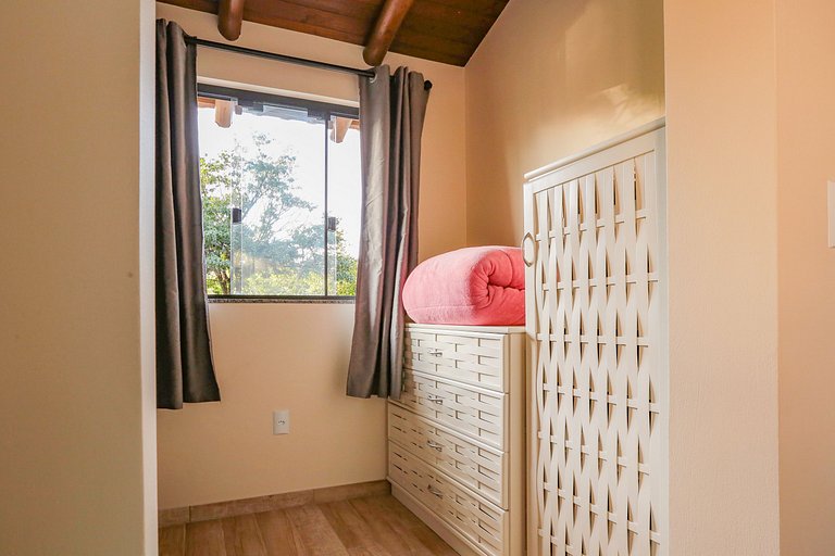 House with Pool in Floripa – 15 min from Jurerê