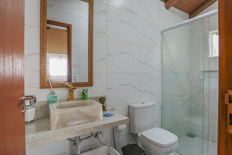 House with Pool in Floripa – 15 min from Jurerê