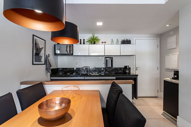 Lindo quarto e sala no coração de Itaipava