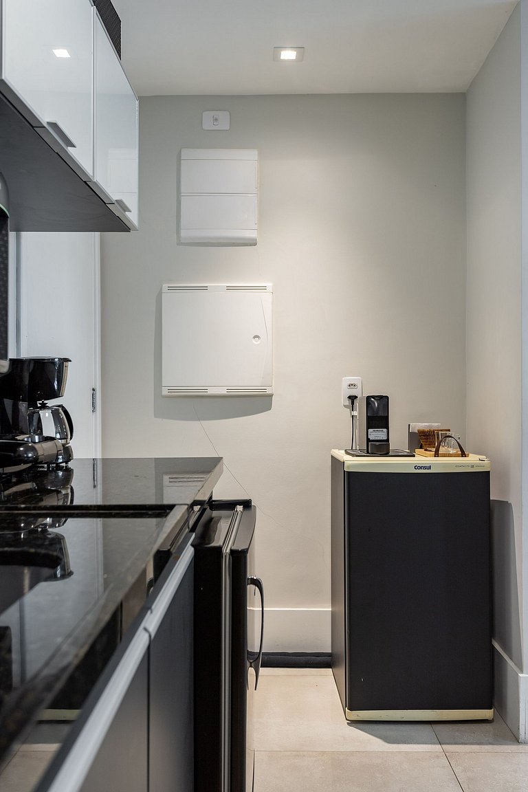 Lindo quarto e sala no coração de Itaipava