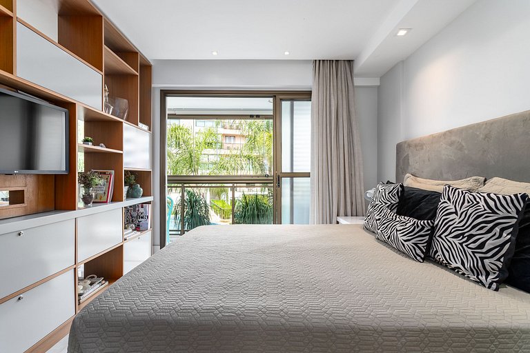 Lindo quarto e sala no coração de Itaipava