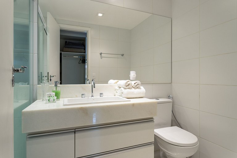 Lindo quarto e sala no coração de Itaipava