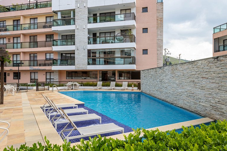 Apt com ar condicionado no Centro de Itaipava