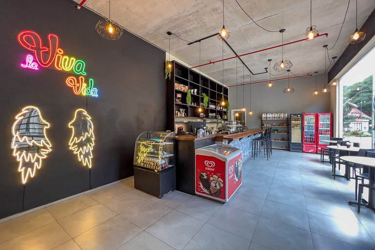 Granja Brasil Itaipava com ar condicionado e smartv 55poleg