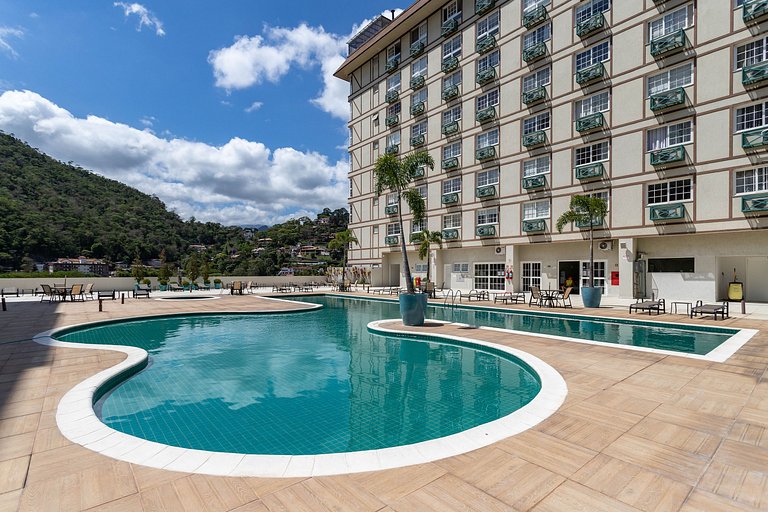 Granja Brasil Itaipava com ar condicionado e smartv 55poleg