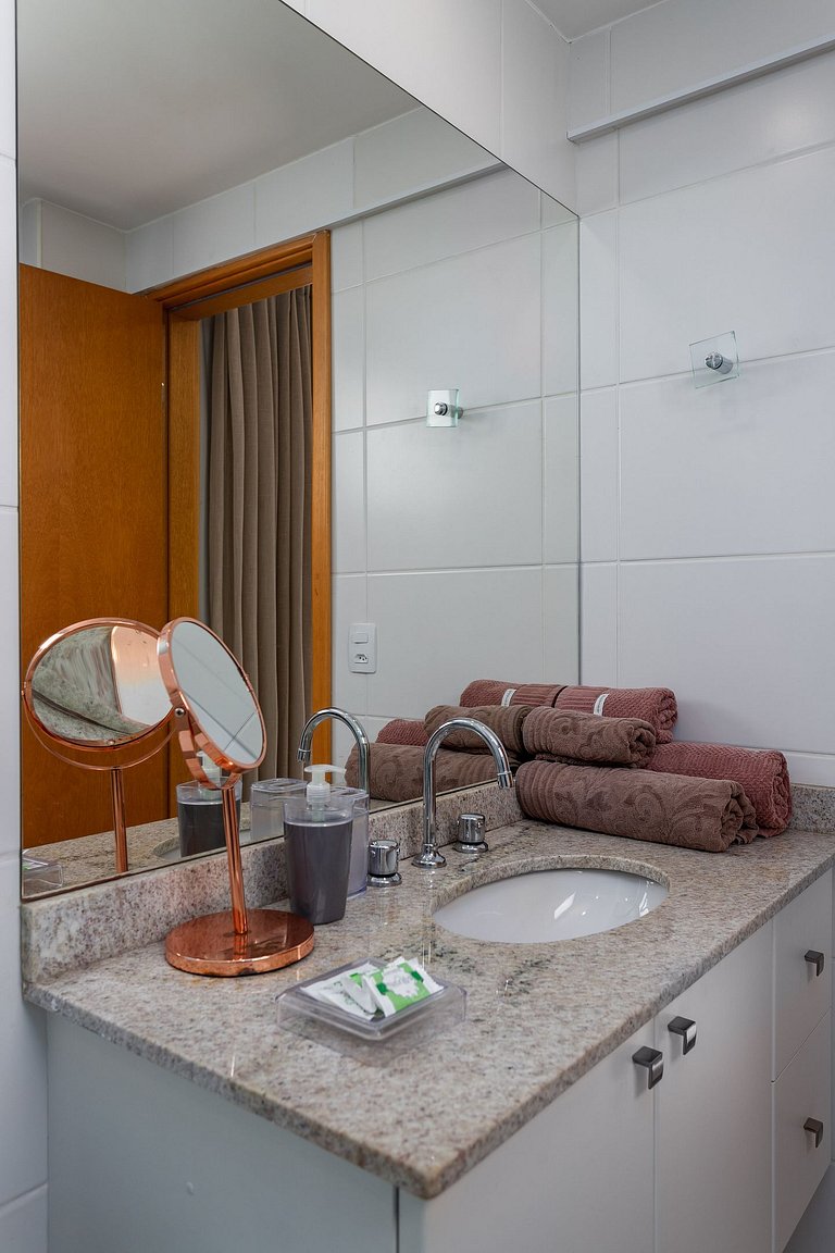 Private Jacuzzi Penthouse in the Heart of Itaipava