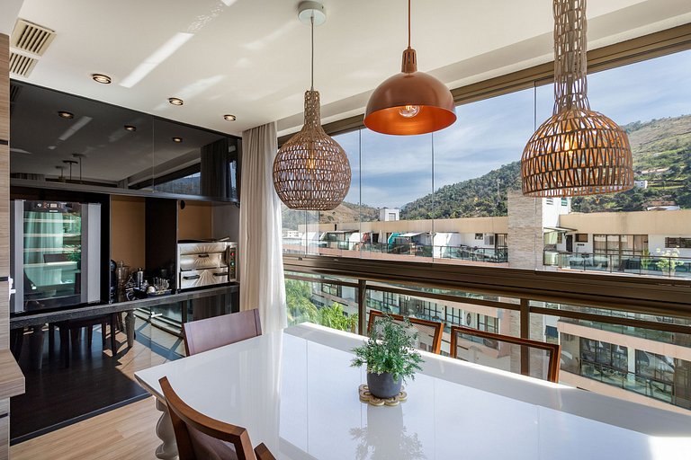 Exclusive Penthouse with Private Jacuzzi in the Heart of Ita
