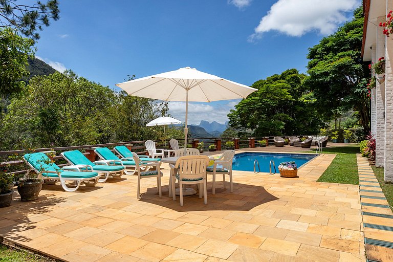 House in Araras: Pool, Sauna, and Included Services!