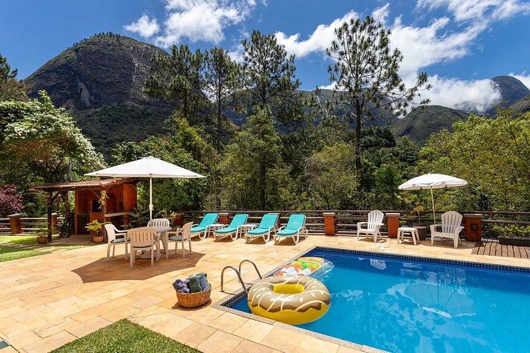 House in Araras: Pool, Sauna, and Included Services!