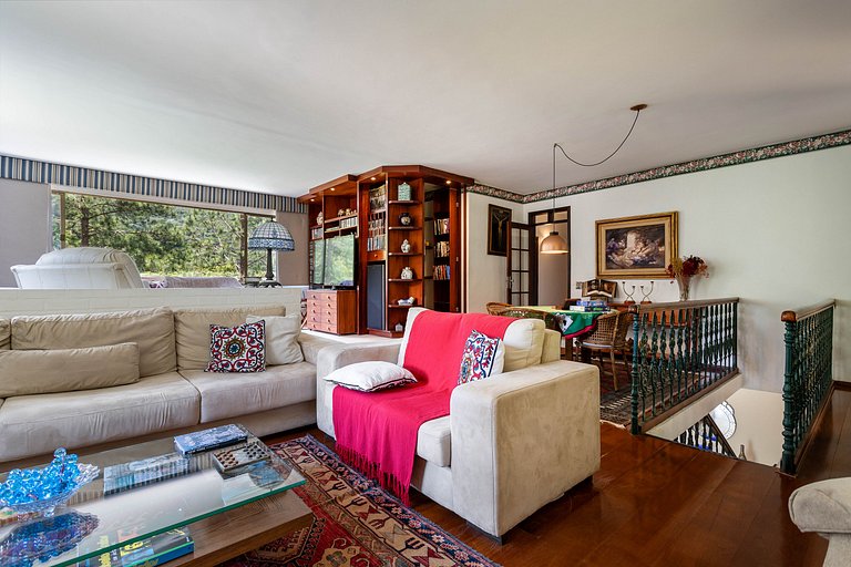 House in Araras: Pool, Sauna, and Included Services!