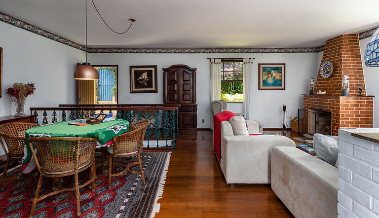 House in Araras: Pool, Sauna, and Included Services!