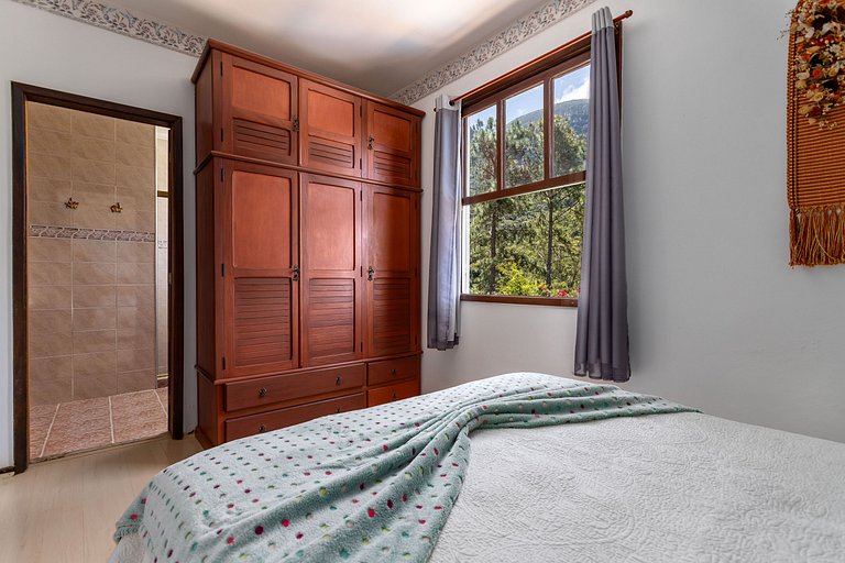 House in Araras: Pool, Sauna, and Included Services!