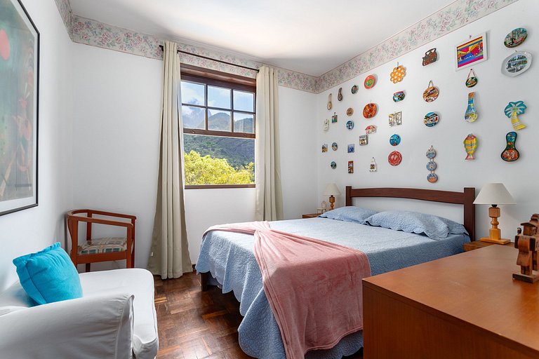 House in Araras: Pool, Sauna, and Included Services!