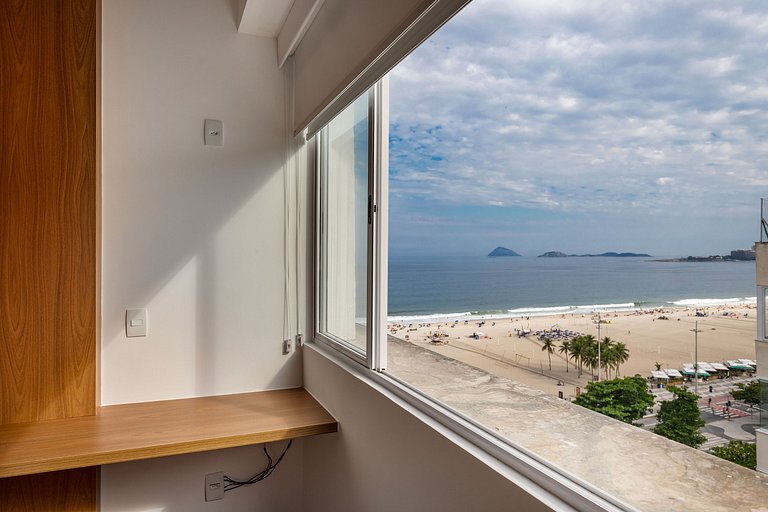 Flat beira-mar em Copacabana com ar condicionado