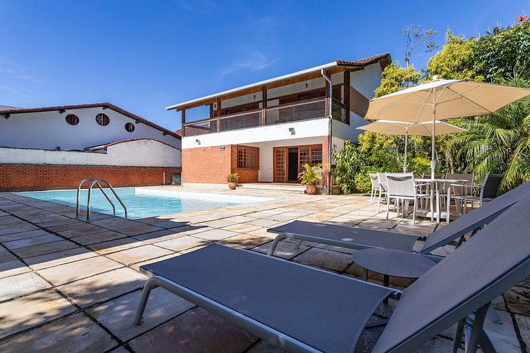 Granja Comary House with private pool and jacuzzi