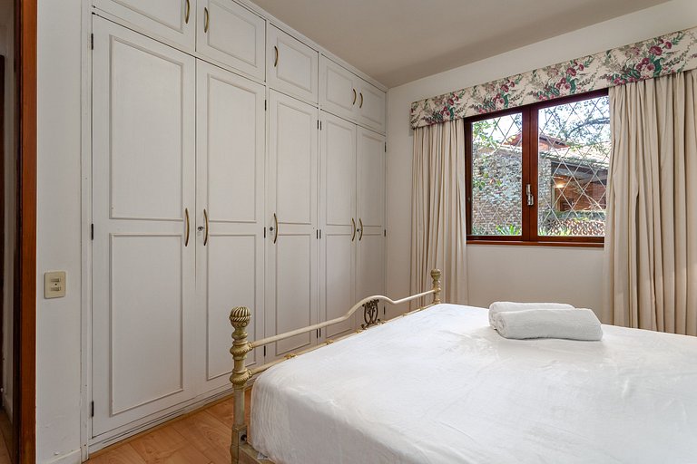 Granja Comary House with private pool and jacuzzi