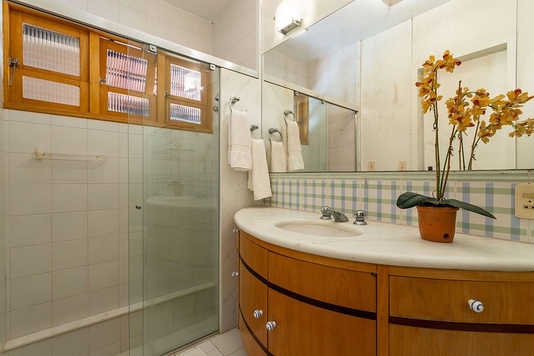 Granja Comary House with private pool and jacuzzi