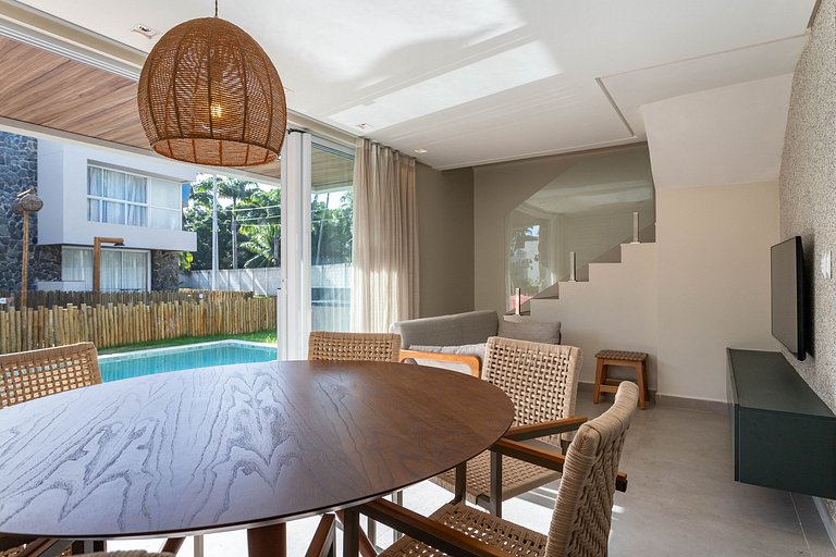 House with pool and barbecue in Milagres