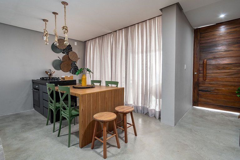 Paraíso perto do mar na Praia do Patacho com 4 suítes