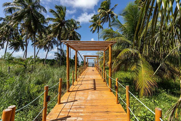 Paraíso perto do mar na Praia do Patacho com 4 suítes