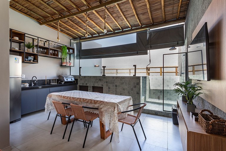 Paraíso perto do mar na Praia do Patacho com 4 suítes