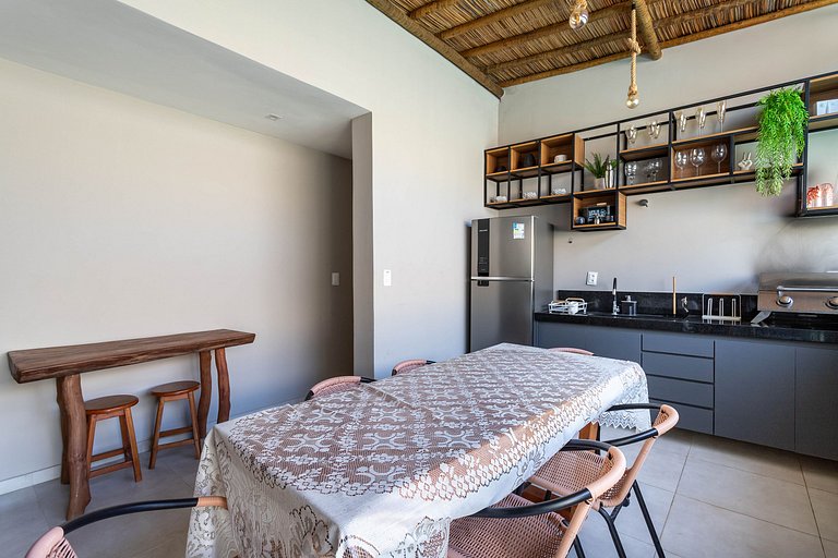 Paraíso perto do mar na Praia do Patacho com 4 suítes