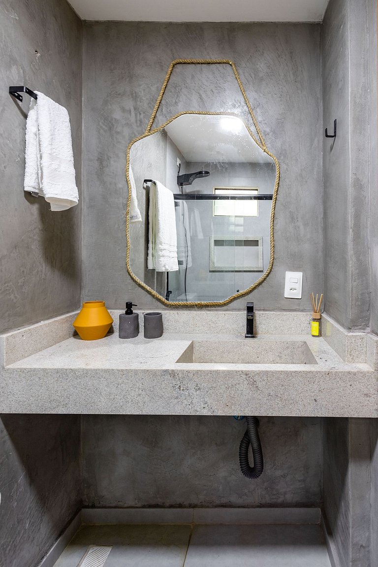 Paraíso perto do mar na Praia do Patacho com 4 suítes