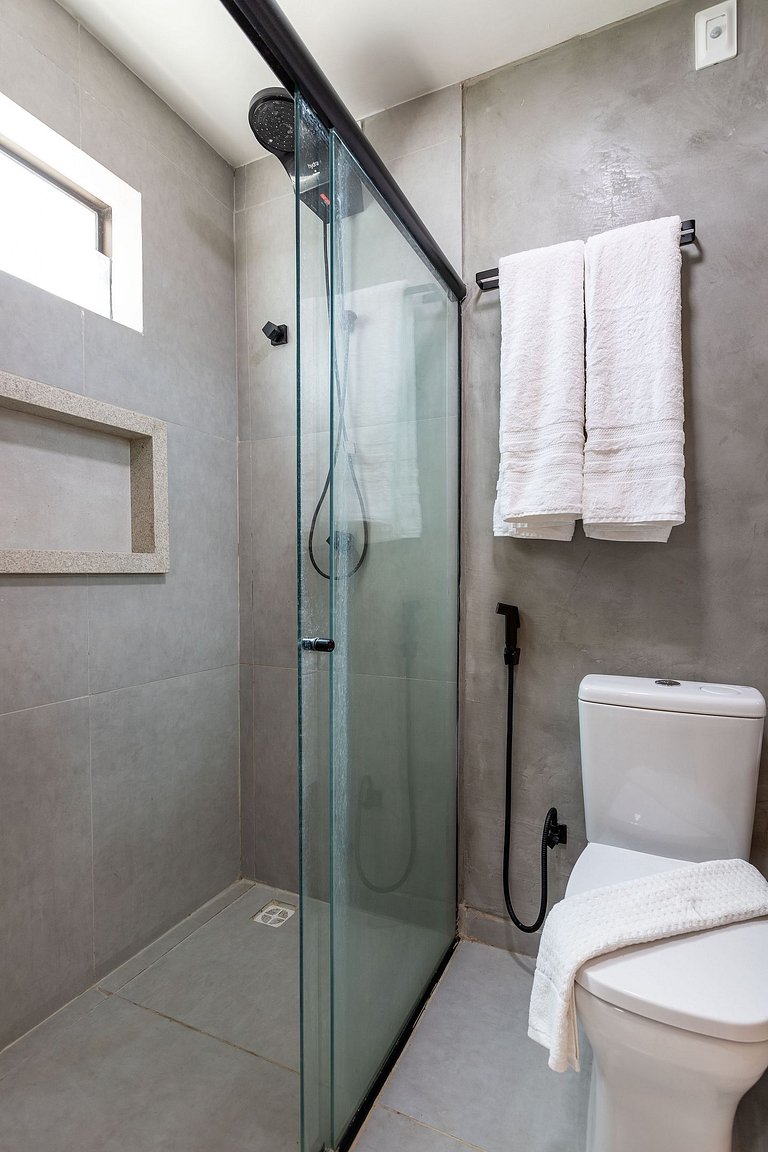 Paraíso perto do mar na Praia do Patacho com 4 suítes