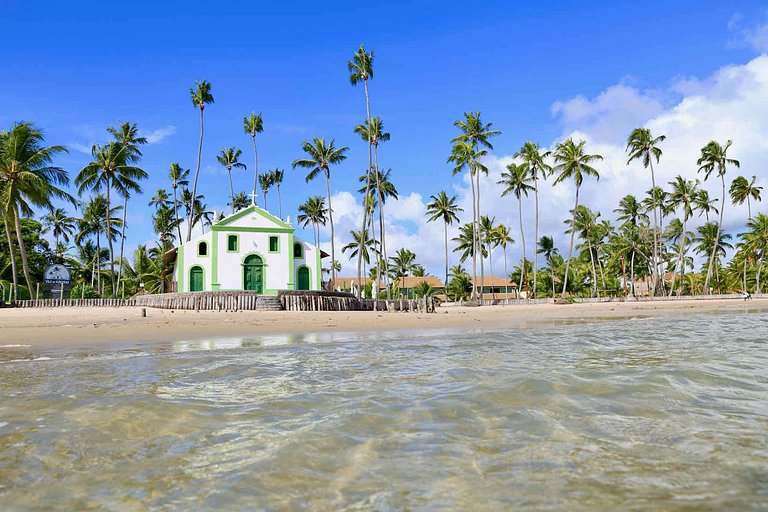 Exclusive Oceanfront Bungalow with Included Service Eco Reso