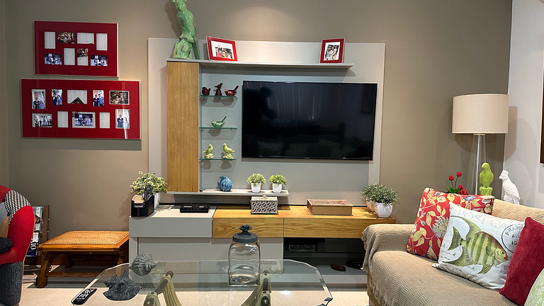 Spacious house for up to 19 people, 5 minutes from the beach