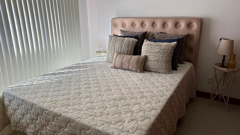 Spacious house for up to 19 people, 5 minutes from the beach