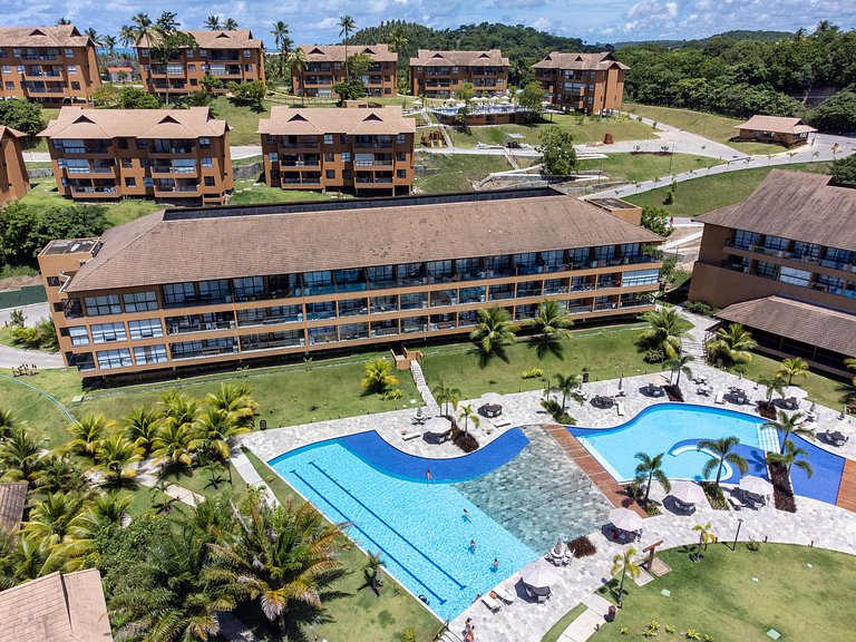 Exclusive Oceanfront Bungalow with Included Service Eco Reso